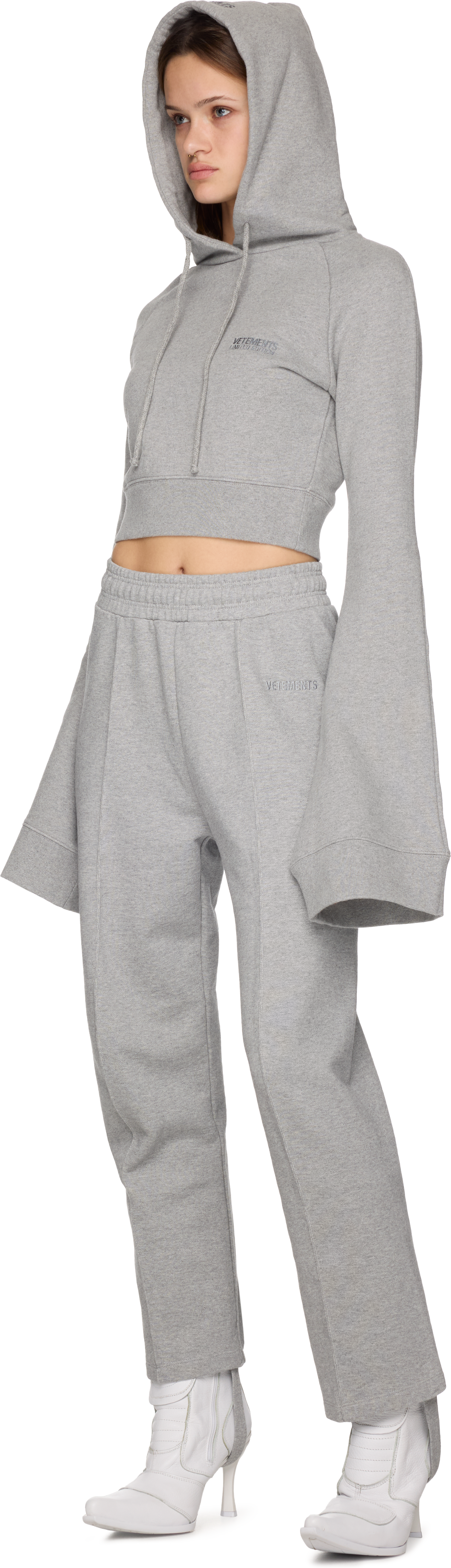 VETEMENTS Flared Sleeve Cropped Hoodie Top