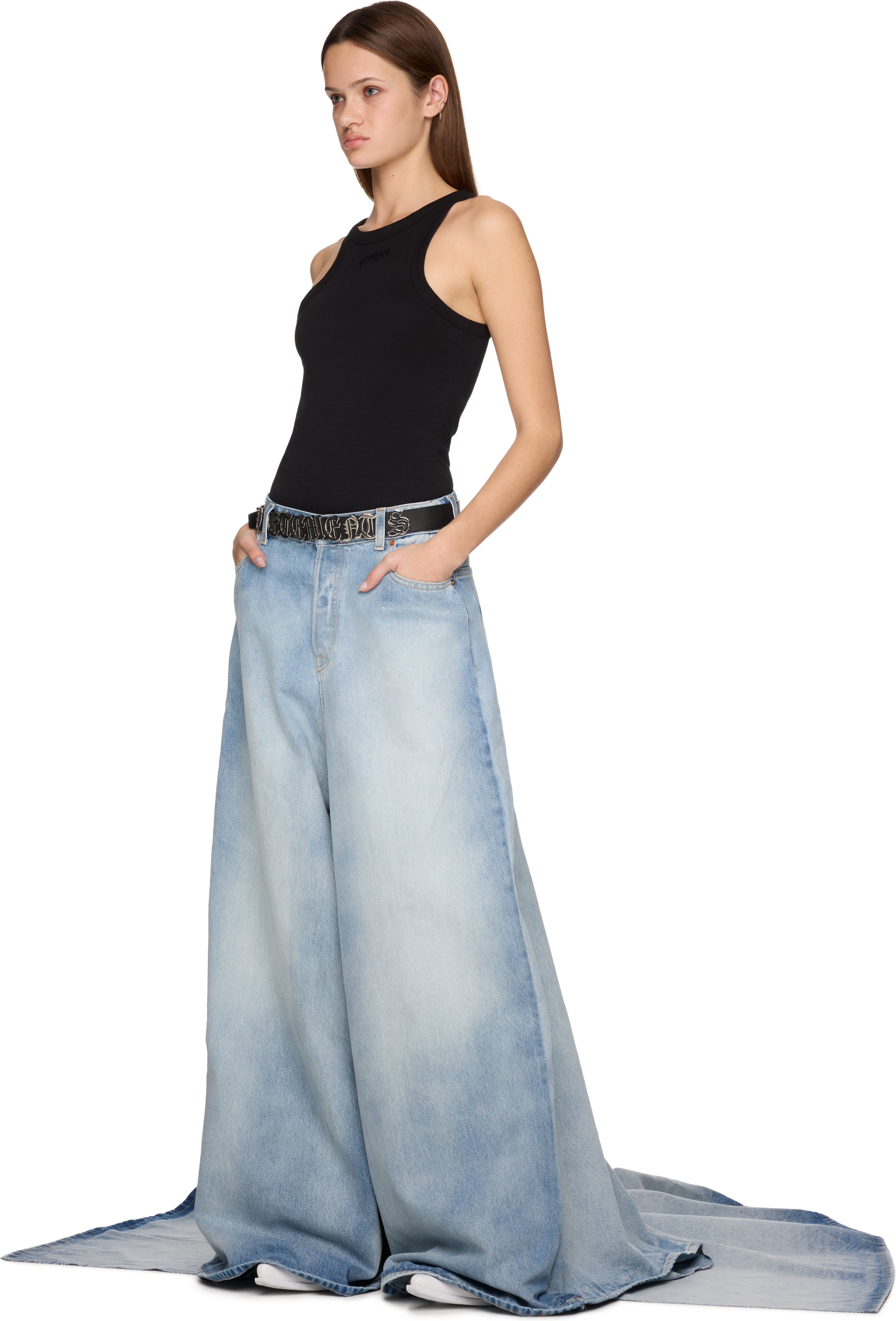 VETEMENTS Red Carpet Train Jeans